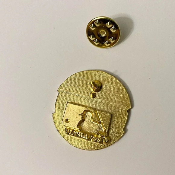 Vintage 1993 MLB American League Champions Toronto Blue Jays Souvenir Pin - Picture 6 of 8